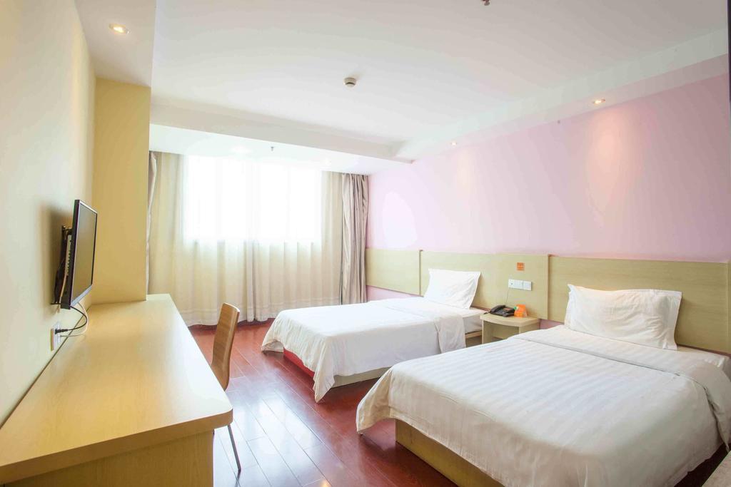 7Days Inn Huaihua Train Station Square Chambre photo